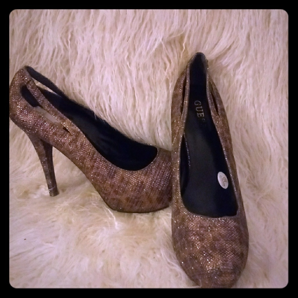 Sequence heels